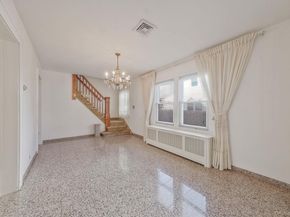 36 Frost Pond Road, Glen Cove NY 11542