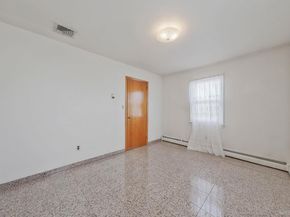 36 Frost Pond Road, Glen Cove NY 11542