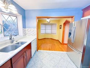 58-27 197th Street, Fresh Meadows NY 11365