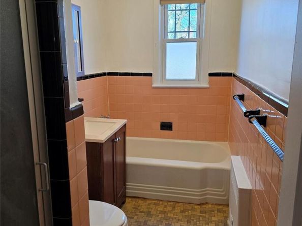 150-25 77th Road, Kew Garden Hills NY 11367