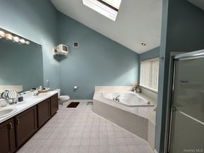 2 Daylilly Court, Middle Island NY 11953