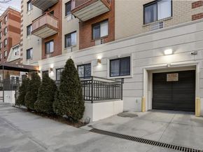 141-16 84th Drive 5A, Briarwood NY 11435