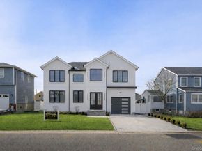24 Midway Street, Babylon NY 11702