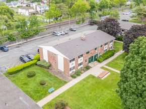 2453 Union Boulevard 37A, Islip NY 11751