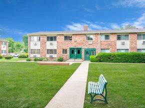 2453 Union Boulevard 37A, Islip NY 11751