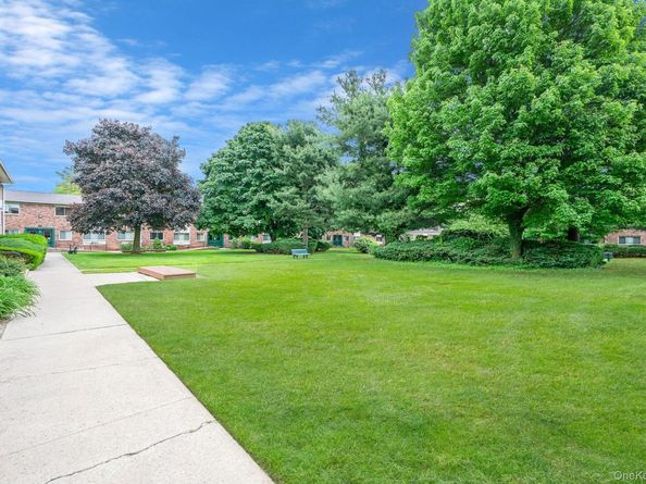 2453 Union Boulevard 37A, Islip NY 11751