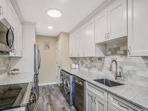 101 Flair Court E, Saint James NY 11780