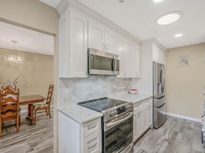 101 Flair Court E, Saint James NY 11780