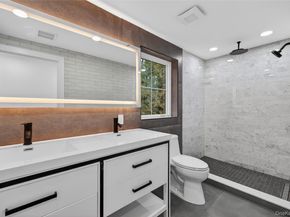 199 Salem Road, East Hills NY 11577