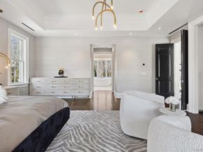 24 Landview Drive, Dix Hills NY 11746