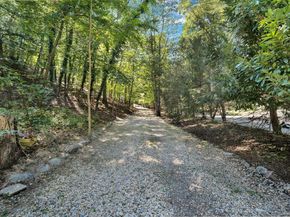644 Bread And Cheese Hollow Road, Northport NY 11768