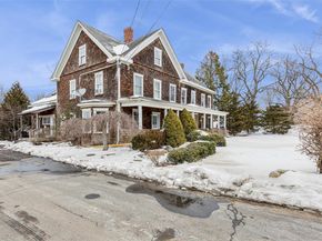 250 Main Road, Riverhead NY 11901
