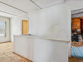 250 Main Road, Riverhead NY 11901