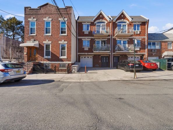 6027 78th Avenue, Glendale NY 11385