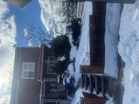 21602 115th Court, Cambria Heights NY 11411