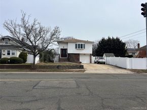 630 S Wellwood Avenue, Lindenhurst NY 11757