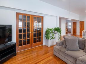 7531 179th Street, Fresh Meadows NY 11366