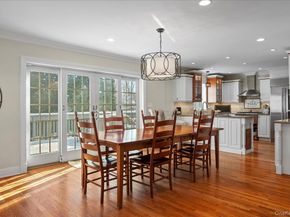 299 STRATTON Road, New Rochelle NY 10804