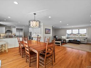 299 STRATTON Road, New Rochelle NY 10804