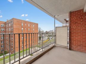 370 Westchester Avenue 5C, Port Chester NY 10573