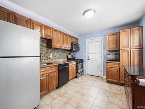 7 Cambridge Avenue, Bethpage NY 11714