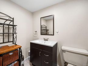 7 Cambridge Avenue, Bethpage NY 11714