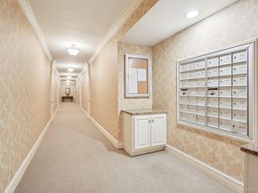 4 Putnam Hill 4F, Greenwich NY 06830