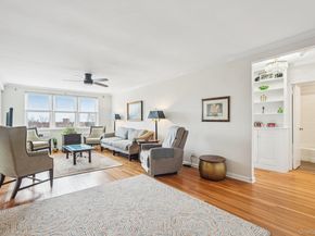 4 Putnam Hill 4F, Greenwich NY 06830