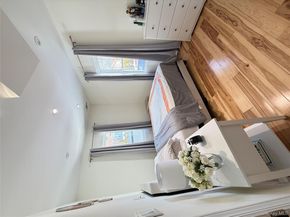 16 Sportsmans Avenue, Freeport NY 11520