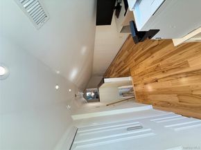 16 Sportsmans Avenue, Freeport NY 11520