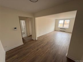 67-12 Yellowstone Boulevard F6, Flushing NY 11375