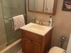 151-20 88 Street 6C, Howard Beach NY 11414