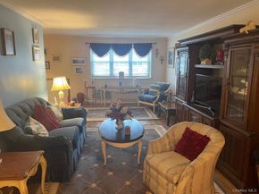 151-20 88 Street 6C, Howard Beach NY 11414