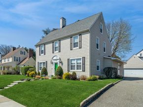 154 Wellington Road, Garden City NY 11530