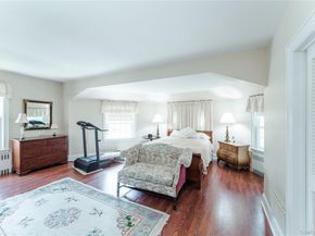 154 Wellington Road, Garden City NY 11530