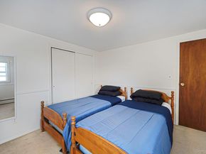 53 Canterbury Lane, North Babylon NY 11703