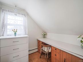 53 Canterbury Lane, North Babylon NY 11703