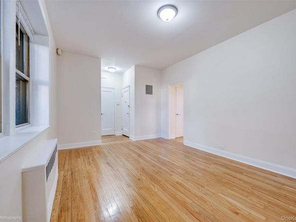43-10 48 Avenue 1C, Woodside NY 11377