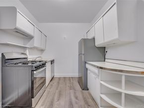 43-10 48 Avenue 1C, Woodside NY 11377