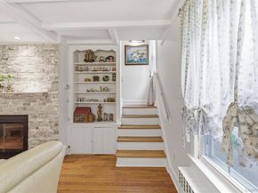 47 Onderdonk Avenue, Manhasset NY 11030