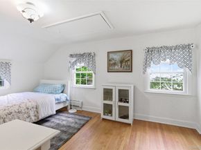 47 Onderdonk Avenue, Manhasset NY 11030