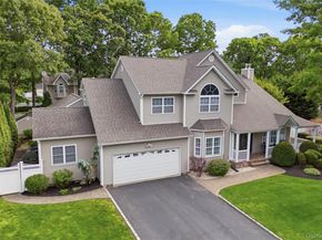10 Cayla Lane, Port Jefferson NY 11776
