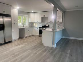 17 Berkeley Avenue, Selden NY 11784