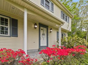 2 Watergate Drive, Amawalk NY 10501