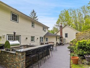 2 Watergate Drive, Amawalk NY 10501