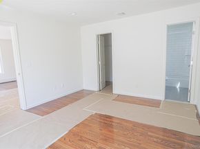 33 Dressel, Mastic NY 11950