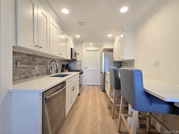 71 Skyline Drive, Coram NY 11727