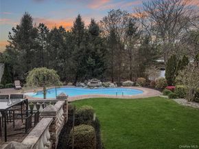 5 Province Drive, South Setauket NY 11720
