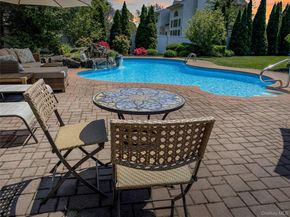 5 Province Drive, South Setauket NY 11720