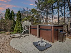 5 Province Drive, South Setauket NY 11720